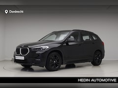 BMW X1 - xDrive25e Sportline | Hifi | Head-Up | Stoelverwarming | 2 jaar Garantie