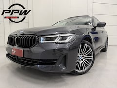 BMW 5-serie Touring - 530e xDrive High Exe PANO/TREKHAAK/SOH 92%/H&K/360CAMERA/ACC/19"M-SPORT BREEDSET/LED-ADAPT