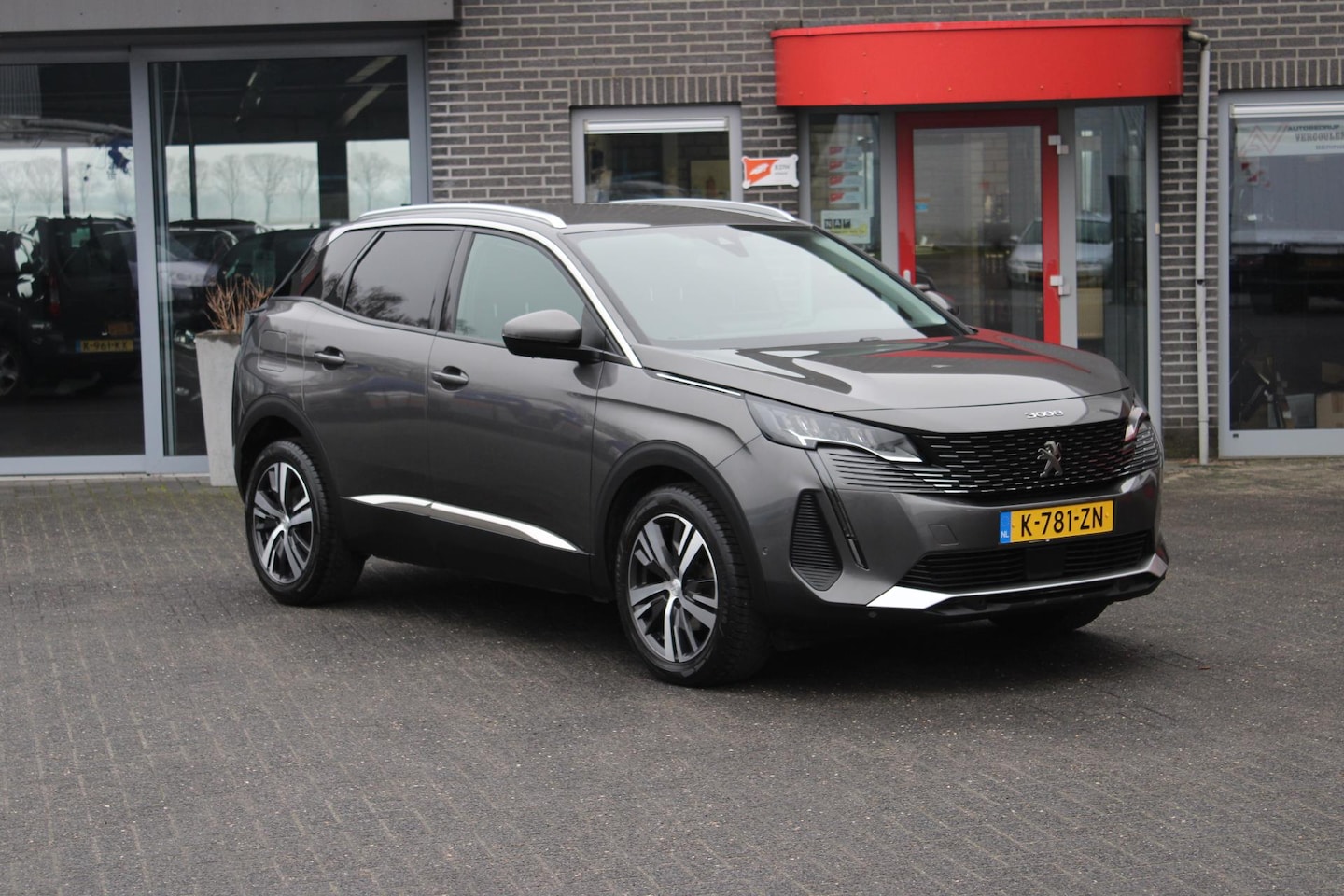 Peugeot 3008 - 1.2 PureTech Allure AdaptiveCruise/Led/Dodehoek - AutoWereld.nl