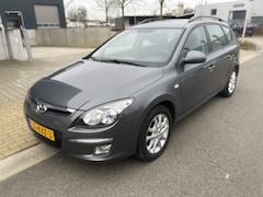 Hyundai i30 CW - 1.6i Dynamic Bns