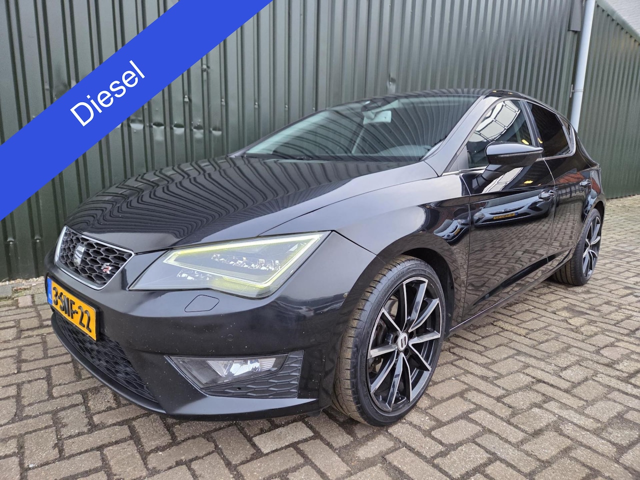 SEAT Leon - 1.6 TDI FR Line LEDER - AutoWereld.nl