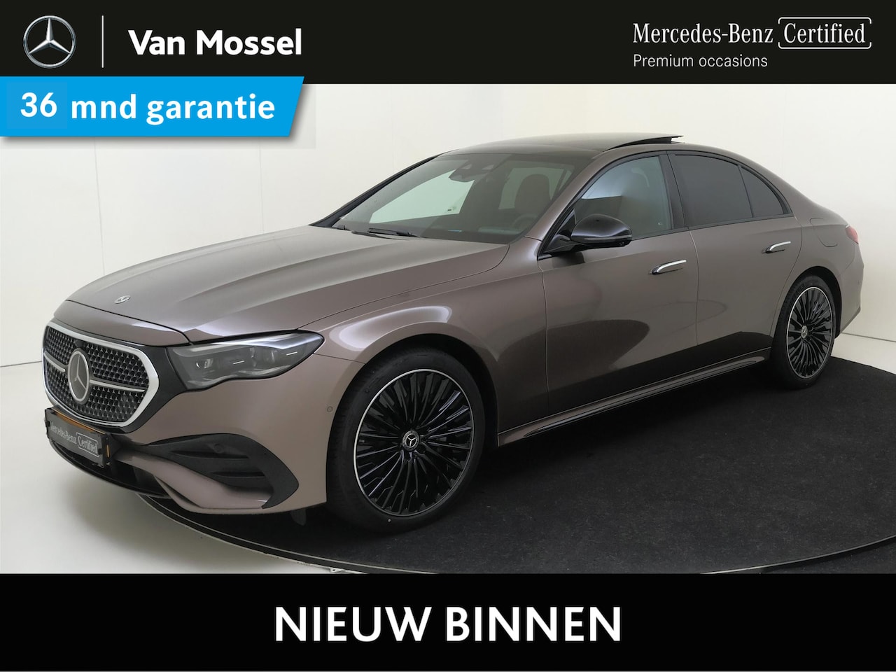 Mercedes-Benz E-klasse - 300 e AMG Line / Premium/ Panoramadak/ 20 inch/ AIRMATIC/ Achterasbesturing/ SUPERSCREEN/ - AutoWereld.nl