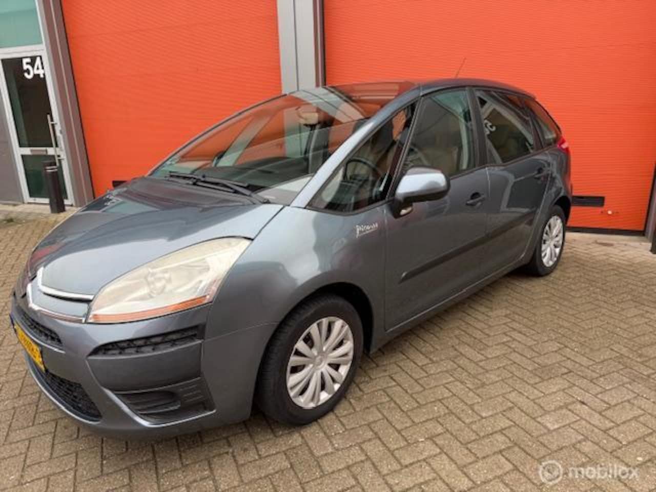 Citroën C4 Picasso - 1.8-16V Séduction 5p. 185.000 KM NAP - AutoWereld.nl