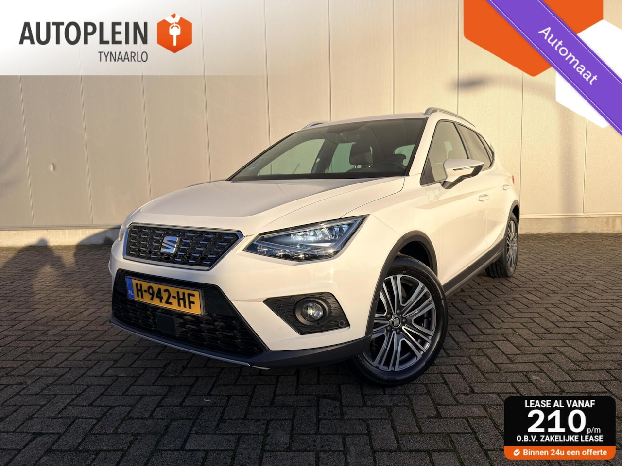 SEAT Arona - 1.0 TSI FR Business Intense Automaat|LED|*Climate*|Trekhaak|Cruise|Carplay|Camera - AutoWereld.nl