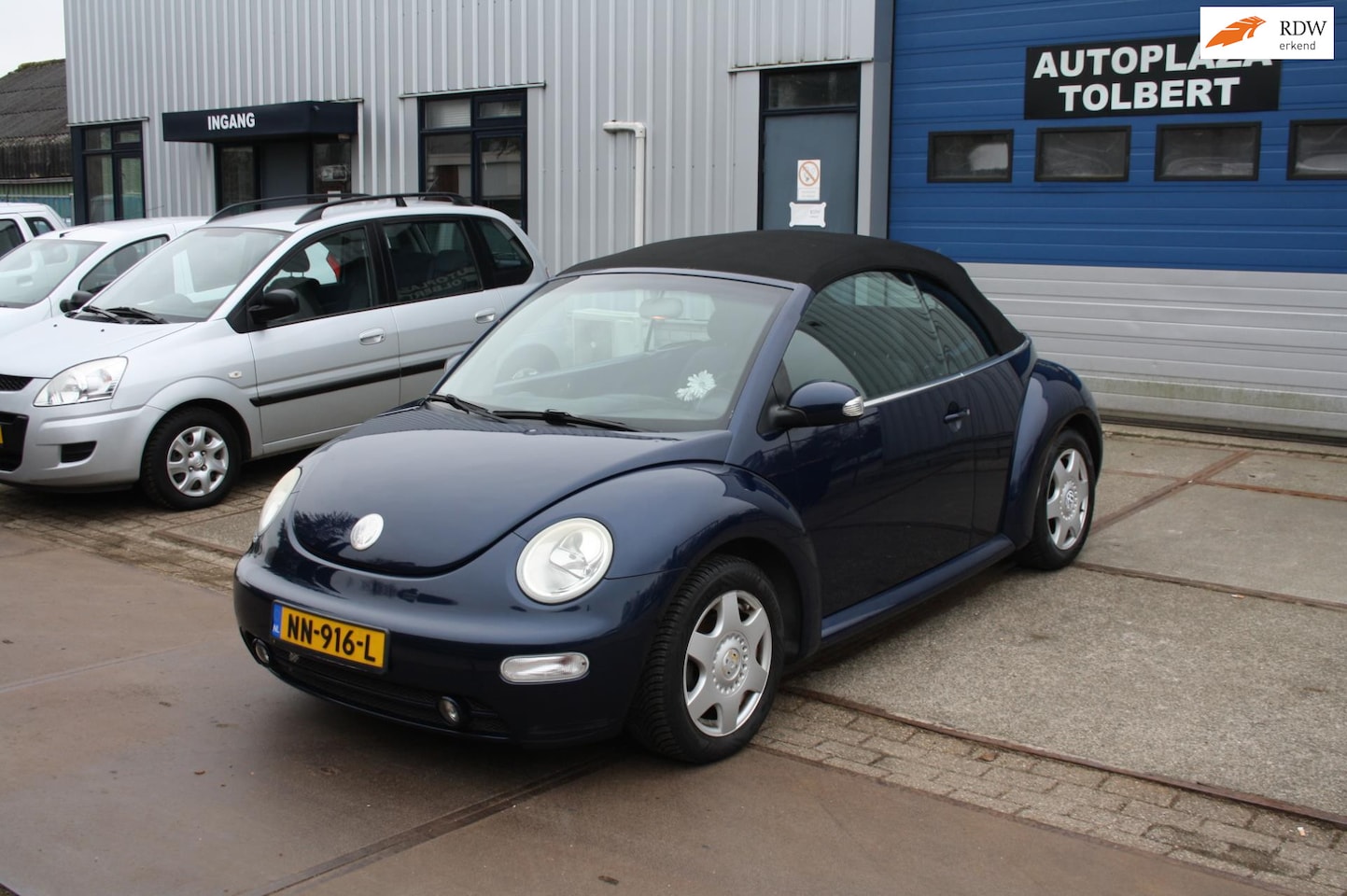 Volkswagen New Beetle Cabriolet - 1.6 *BJ'03*AIRCO*STOELVERWARMING*TREKHAAK*CRUISE* - AutoWereld.nl