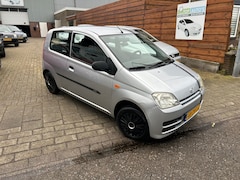 Daihatsu Cuore - 1.0-12V 100th Anniversary nieuwe apk en zeer zuinig