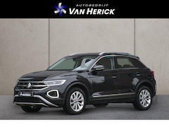 Volkswagen T-Roc - 1.5 TSI Style 150PK Automaat | ACC | Stoelverwarming | Side Assist