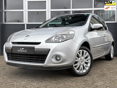 Renault Clio - 1.2 TCe Dynamique / Clima / Bluetooth / Keyless / Trekhaak