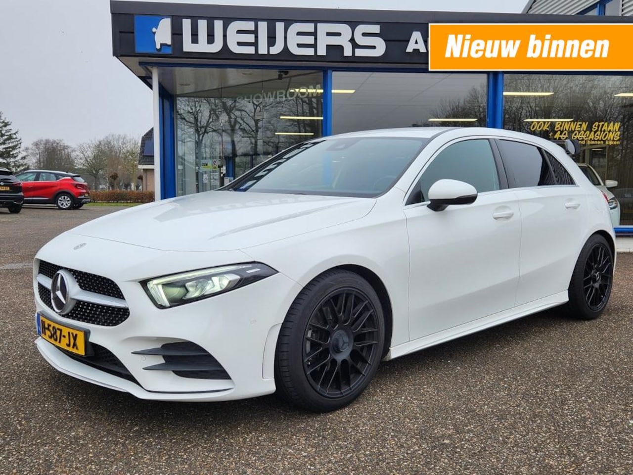 Mercedes-Benz A-klasse - 200 Business Sol. AMG, Sportstoelen, Camera, Clima, Widescreen - AutoWereld.nl