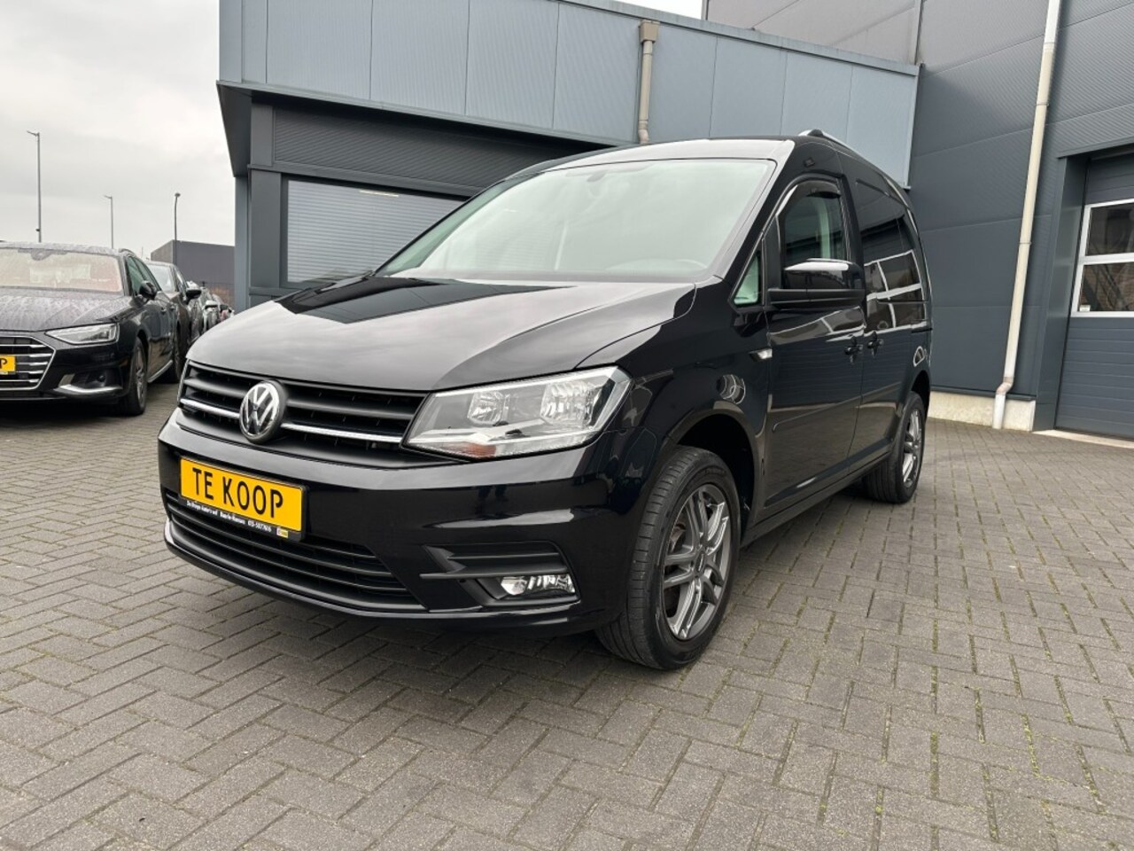 Volkswagen Caddy - 1.4 TSi Aut. 5 pers. Navi Camera Leder - AutoWereld.nl