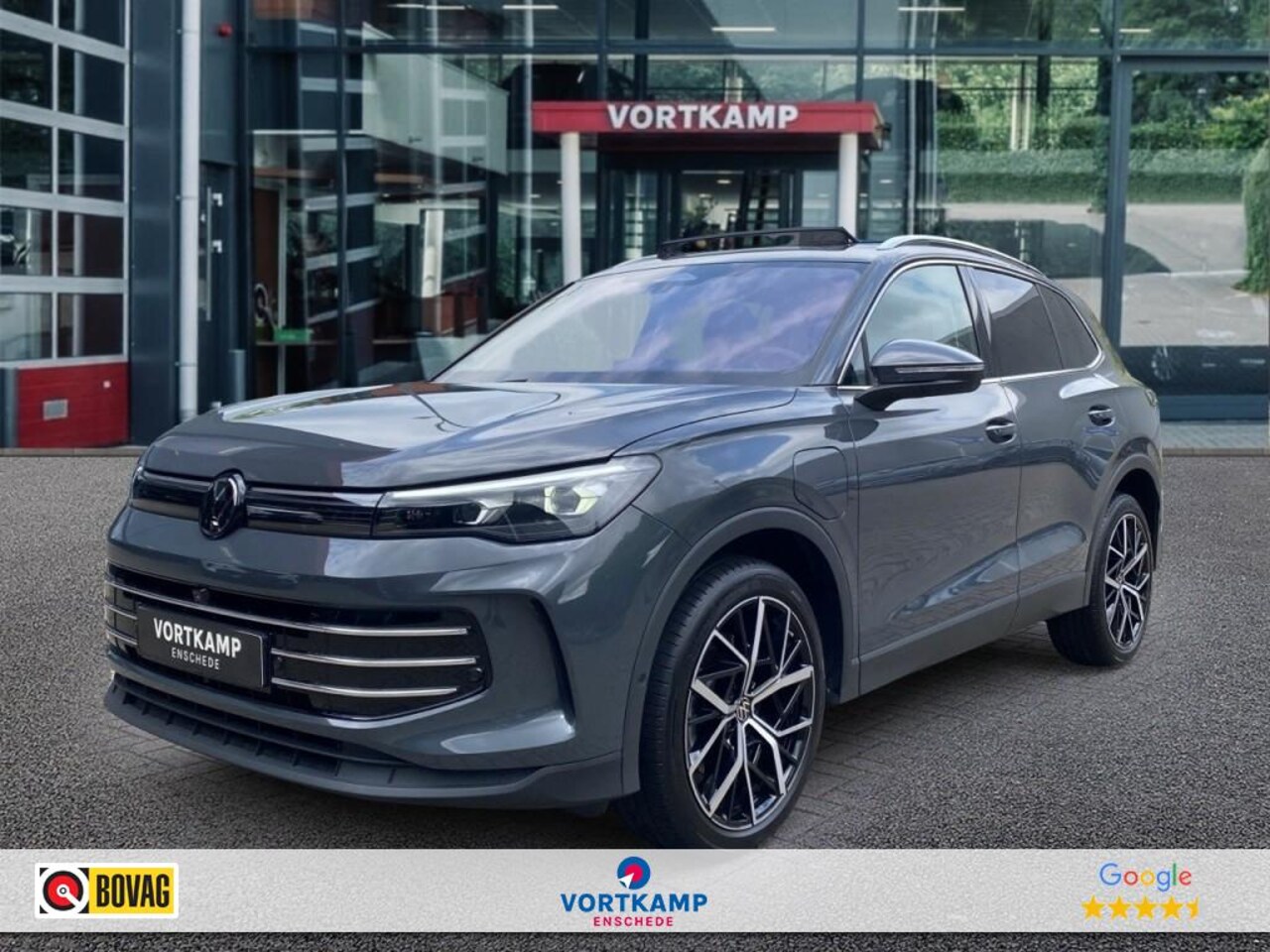 Volkswagen Tiguan - 1.5 TSI EHYBRID ELEGANCE PANO-DAK/360-CAMERA/TREKHAAK/NAVI/CARPLAY/ACC/ - AutoWereld.nl