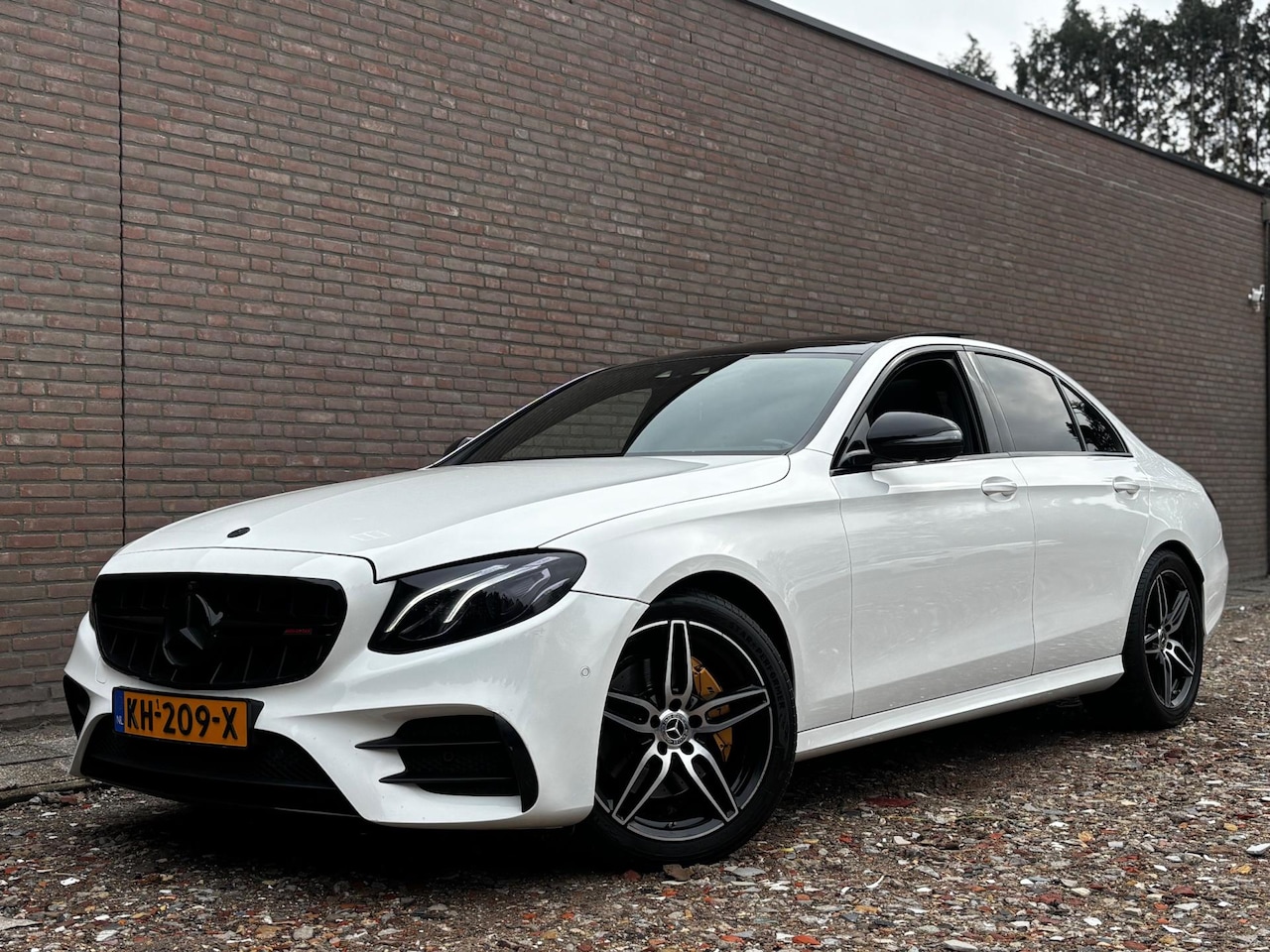 Mercedes-Benz E-klasse - | AMG-Line | Pano | Widescreen | Burmester | HUD - AutoWereld.nl