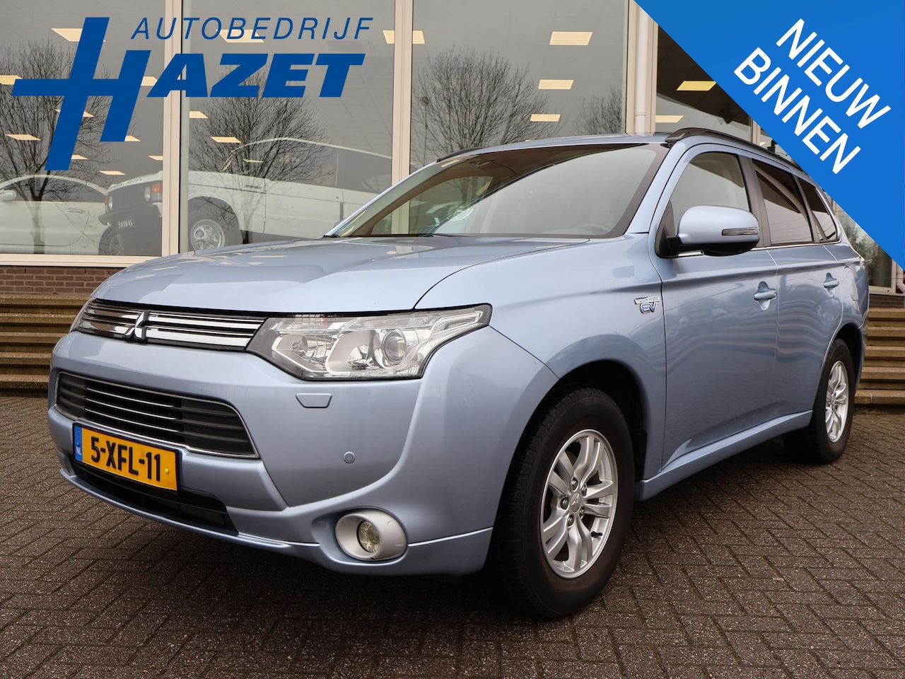 Mitsubishi Outlander - 2.0 PHEV INSTYLE+ ADAPTIEVE CRUISE | TREKHAAK | SCHUIFDAK | CAMERA | LEDER | STOELVERW. - AutoWereld.nl