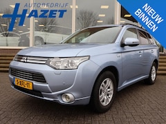 Mitsubishi Outlander - 2.0 PHEV INSTYLE+ ADAPTIEVE CRUISE | TREKHAAK | SCHUIFDAK | CAMERA | LEDER | STOELVERW