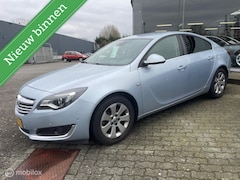 Opel Insignia - 1.6 T Cosmo/Trekhaak/Xenon/Pdc/Navi/Tel