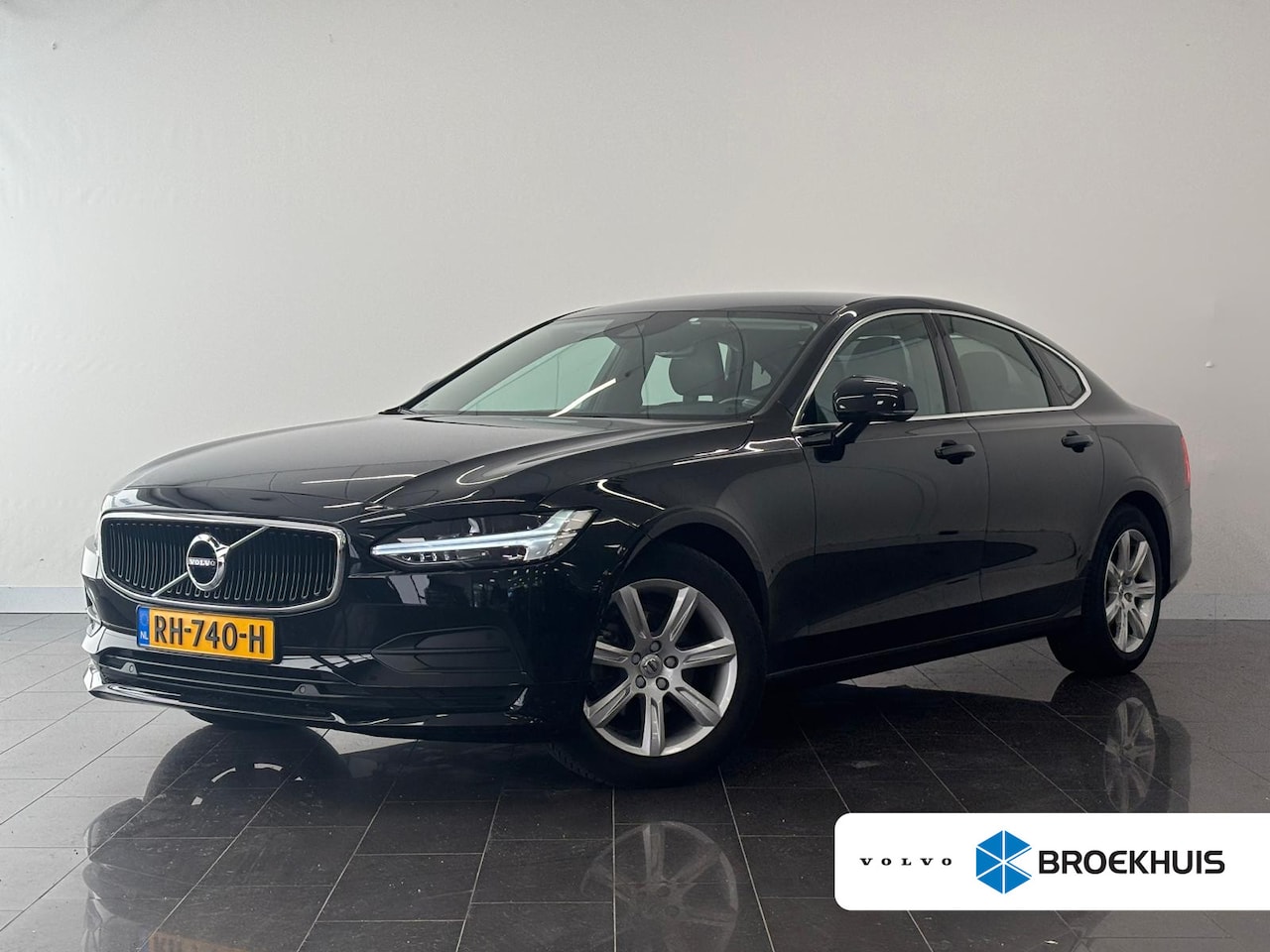 Volvo S90 - D3 Momentum+ | Apple Carplay/Android Auto|telefoonintegratie premium | Audio-navigatie ful - AutoWereld.nl