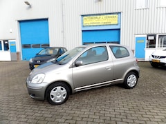 Toyota Yaris - 1.0 VVT-i S-Line MMT AUTOMAAT