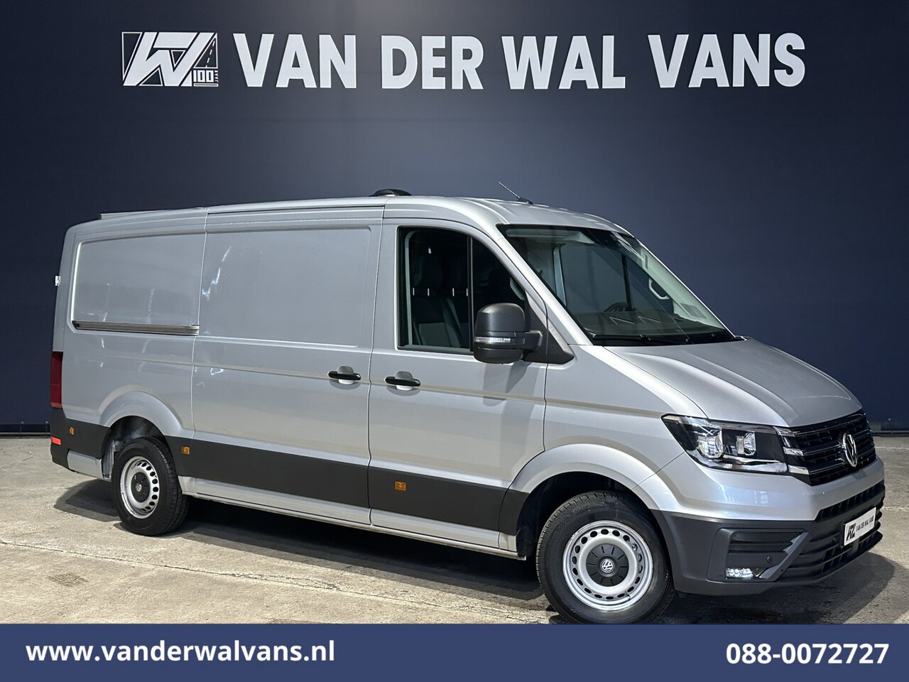 Volkswagen Crafter - 2.0 TDI 141pk L3H2 L2H1 Euro6 Airco | Camera | Navigatie | 3000kg Trekhaak | Apple Carplay - AutoWereld.nl