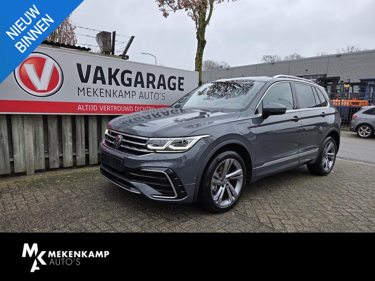Volkswagen Tiguan - 1.4 TSI eHybrid R-Line Business+ 19"/Panoramadak/Leder + memory/360 camera/Elektrische kle - AutoWereld.nl