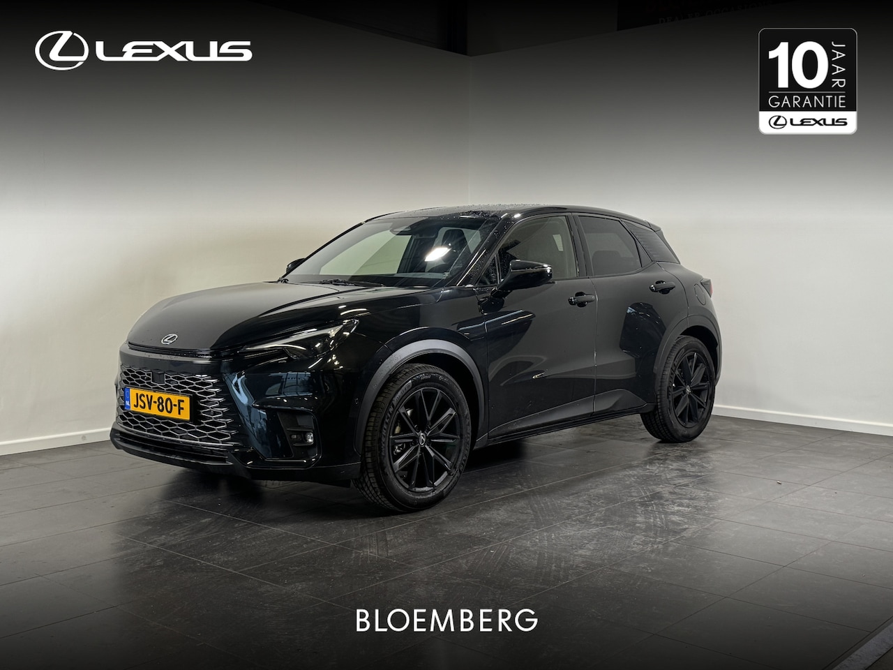 Lexus LBX - 35th Edition | BSM | Stoel/Stuurverwarming | HUD | 360 camera | - AutoWereld.nl