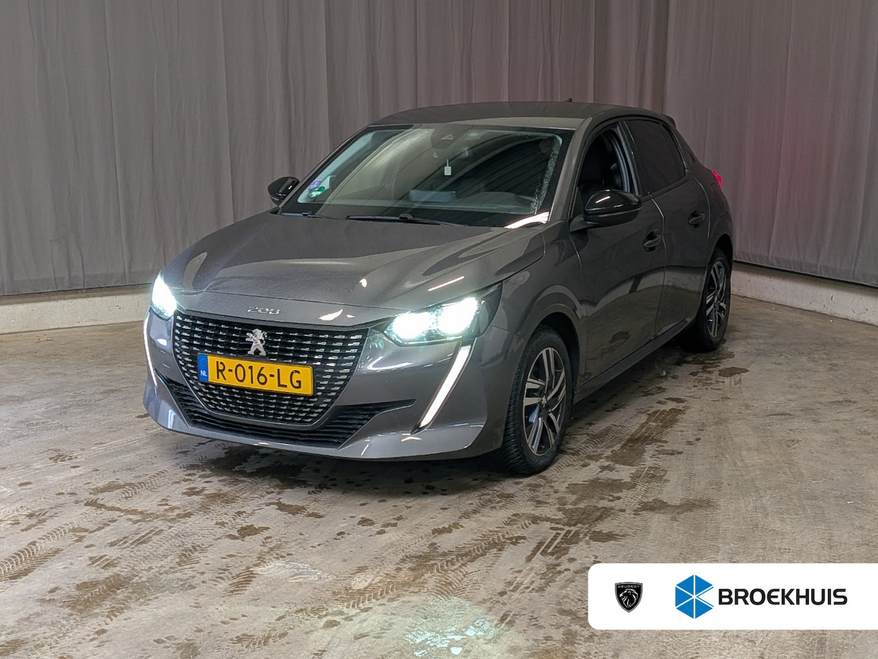 Peugeot 208 - 1.2 PureTech Allure Airco | AppleCarplay/ Android Auto | Camera | Cruise Control | DAB | L - AutoWereld.nl