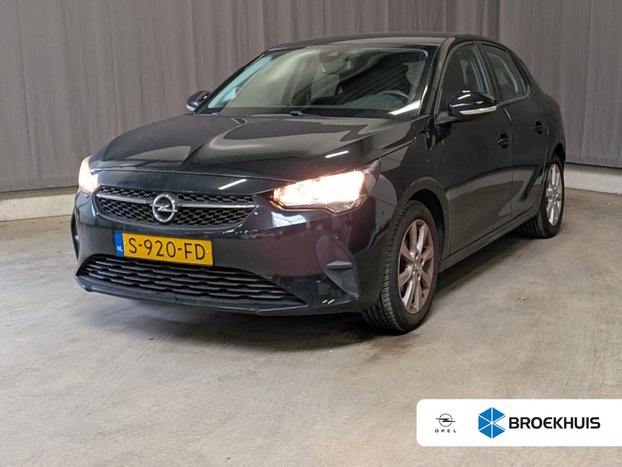 Opel Corsa - 1.2 Edition Airco | AppleCarplay/ Android Auto | Cruise Control | DAB | LMV 16" | PDC Acht - AutoWereld.nl