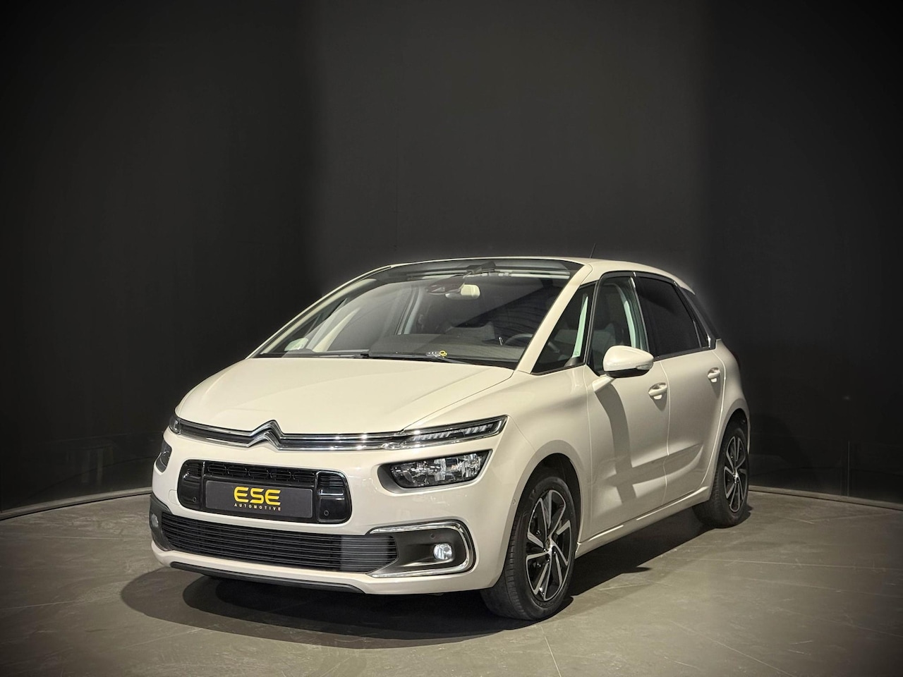 Citroën C4 SpaceTourer - 1.2 PureTech | Automaat | Camera | Carplay | Dodehoek - AutoWereld.nl