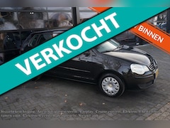 Volkswagen Polo - 1.4-16V Comfortline, Airco, Carplay, Elek pakket