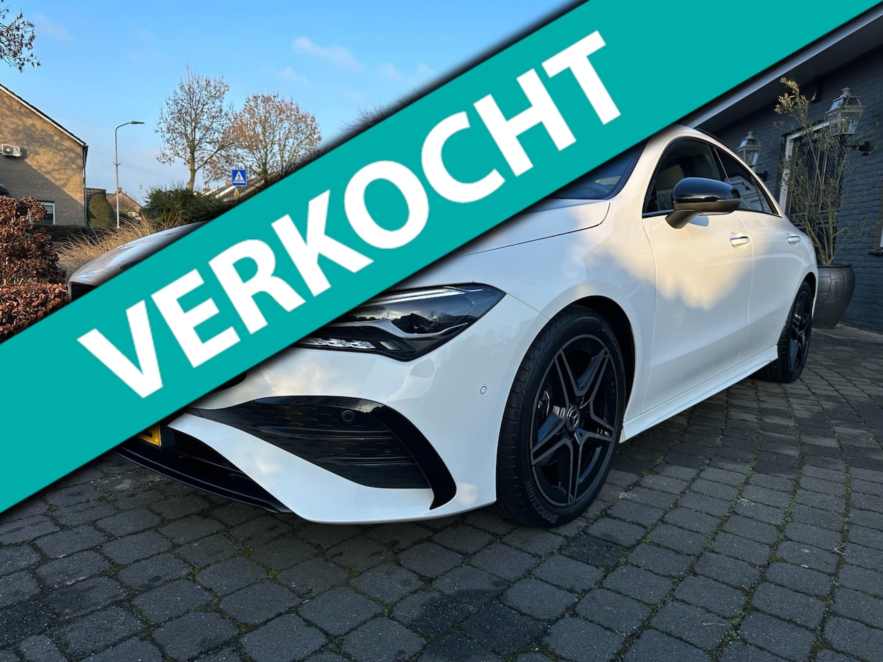 Mercedes-Benz CLA-Klasse - 180 Star Edition AMG Line 180 Star Edition AMG Line, Pano, Widescreen - AutoWereld.nl