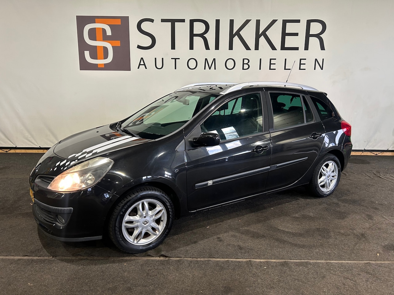 Renault Clio - 1.6-16V Dynamique 1.6-16V Dynamique - AutoWereld.nl