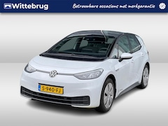 Volkswagen ID.3 - Pure 45 kWh / Parkeersensoren / App Connect / Navigatie / VW