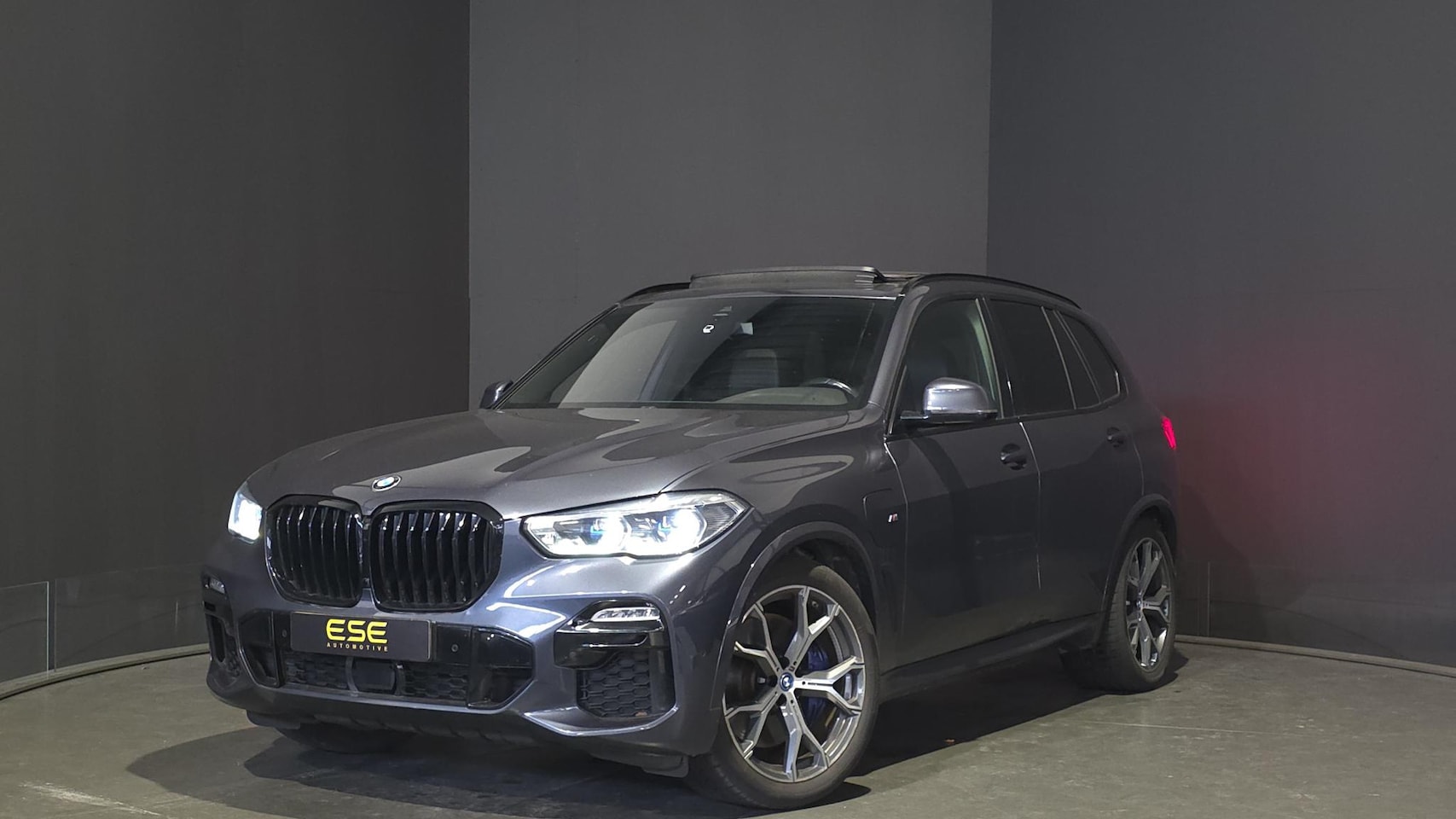 BMW X5 - xDrive45e High Executive | Laser | Panorama | Trekhaak - AutoWereld.nl
