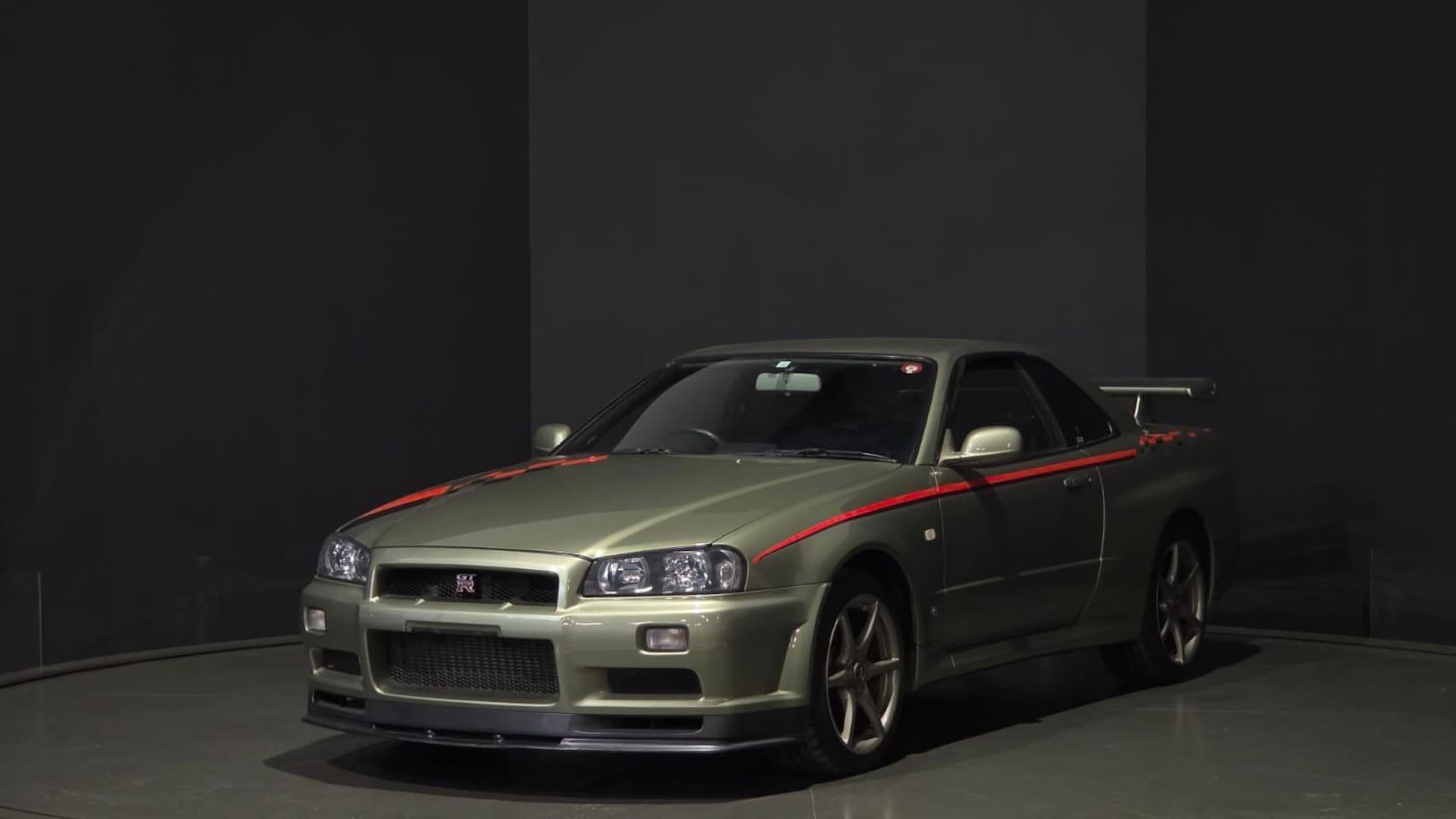 Nissan GT-R - Skyline R34 GT-R M-Spec Nür Millennium Jade - AutoWereld.nl