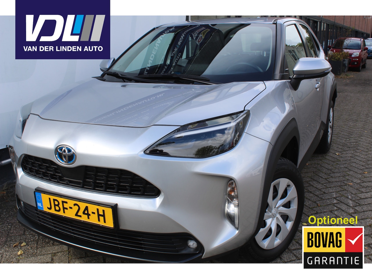 Toyota Yaris Cross - 1.5 Hybrid Automaat Apple carplay/ android auto l All weather banden | Armsteun | Elektris - AutoWereld.nl