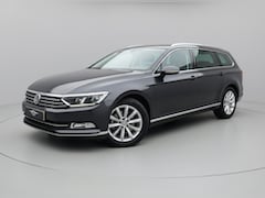 Volkswagen Passat Variant - 1.4 TSI Automaat Highline * Trekhaak * Camera * Stoelverwarming * Adaptieve Cruise Control