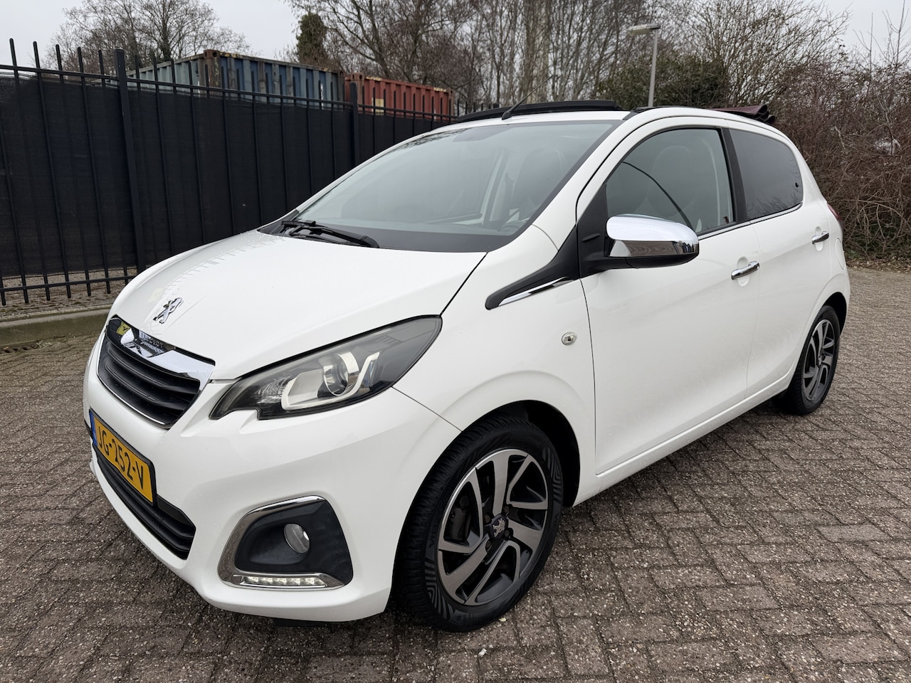 Peugeot 108 - 1.0 e-VTi Allure TOP! AC/LMV/LED/Multimedia - AutoWereld.nl