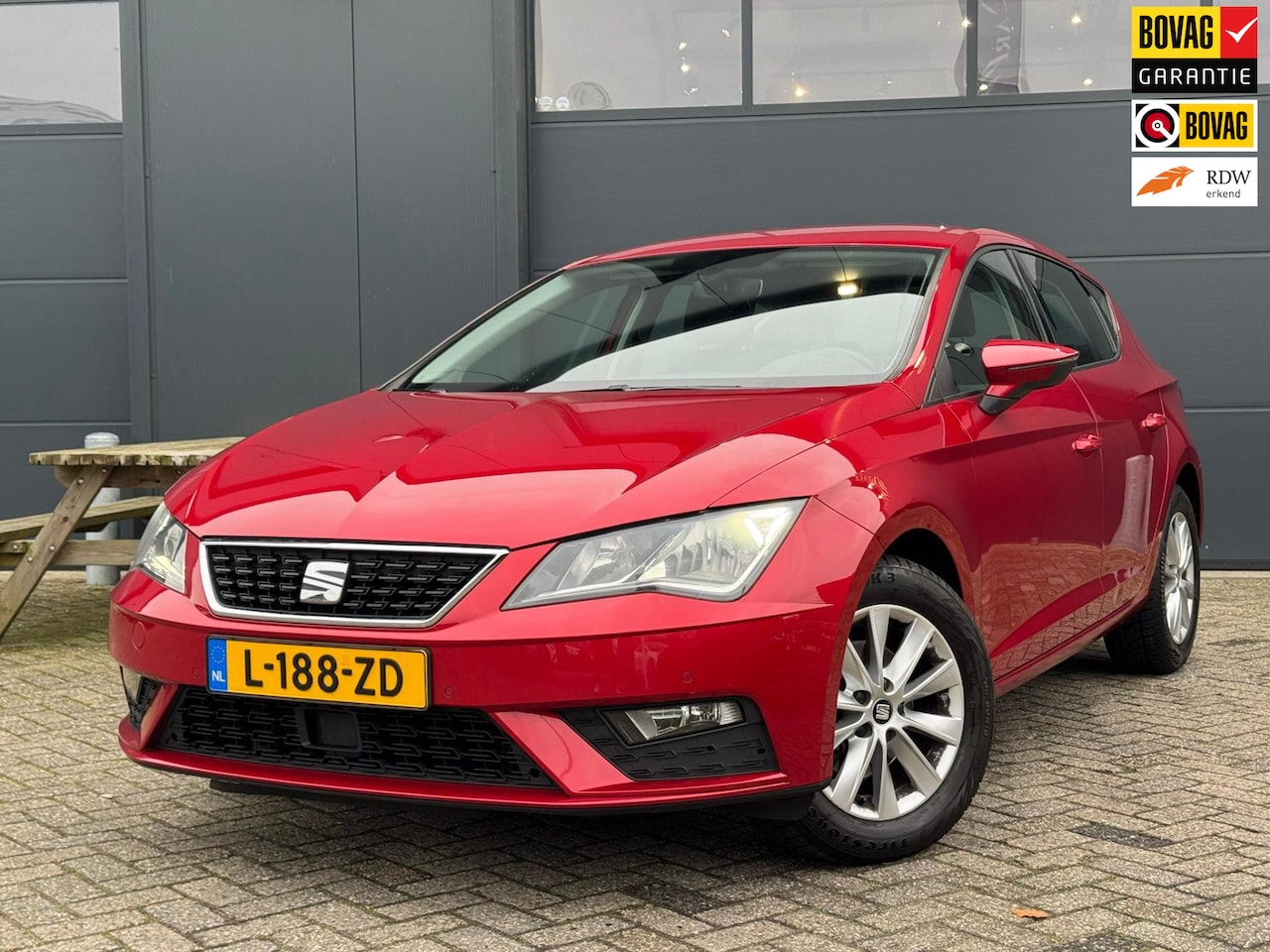 SEAT Leon - 1.6 TDI Xcellence 1.6 TDI Xcellence - AutoWereld.nl
