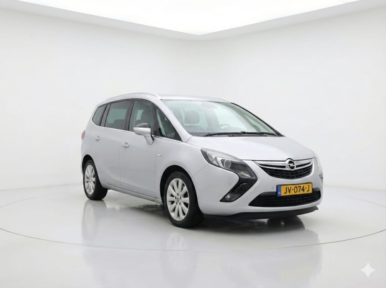 Opel Zafira Tourer - 1.4 Blitz 7p. | Geen import | 7 Persoons | Trekhaak - AutoWereld.nl