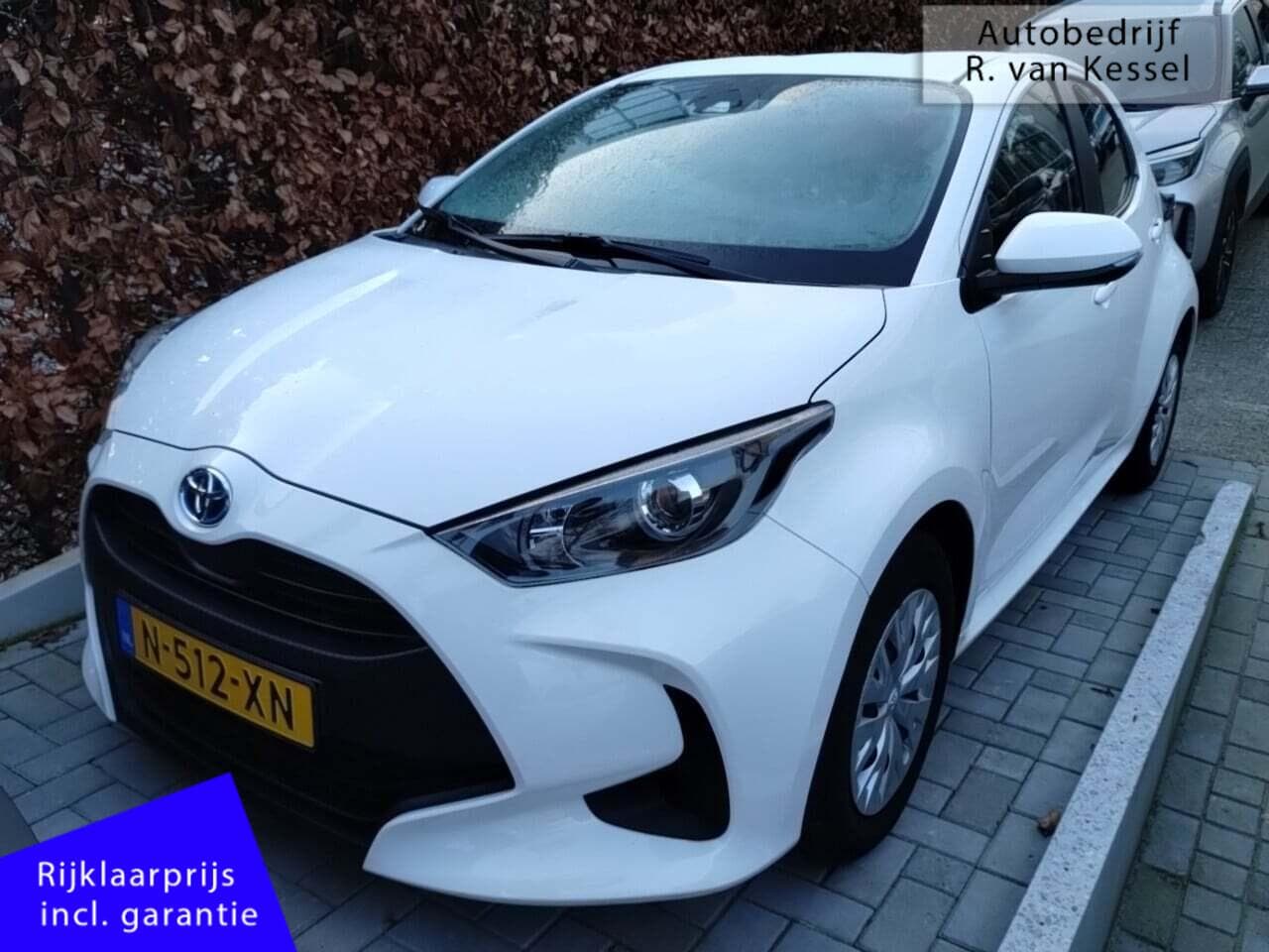 Toyota Yaris - 1.5 Hybrid Active I ACC I 1e Eigenaar I NL-auto - AutoWereld.nl