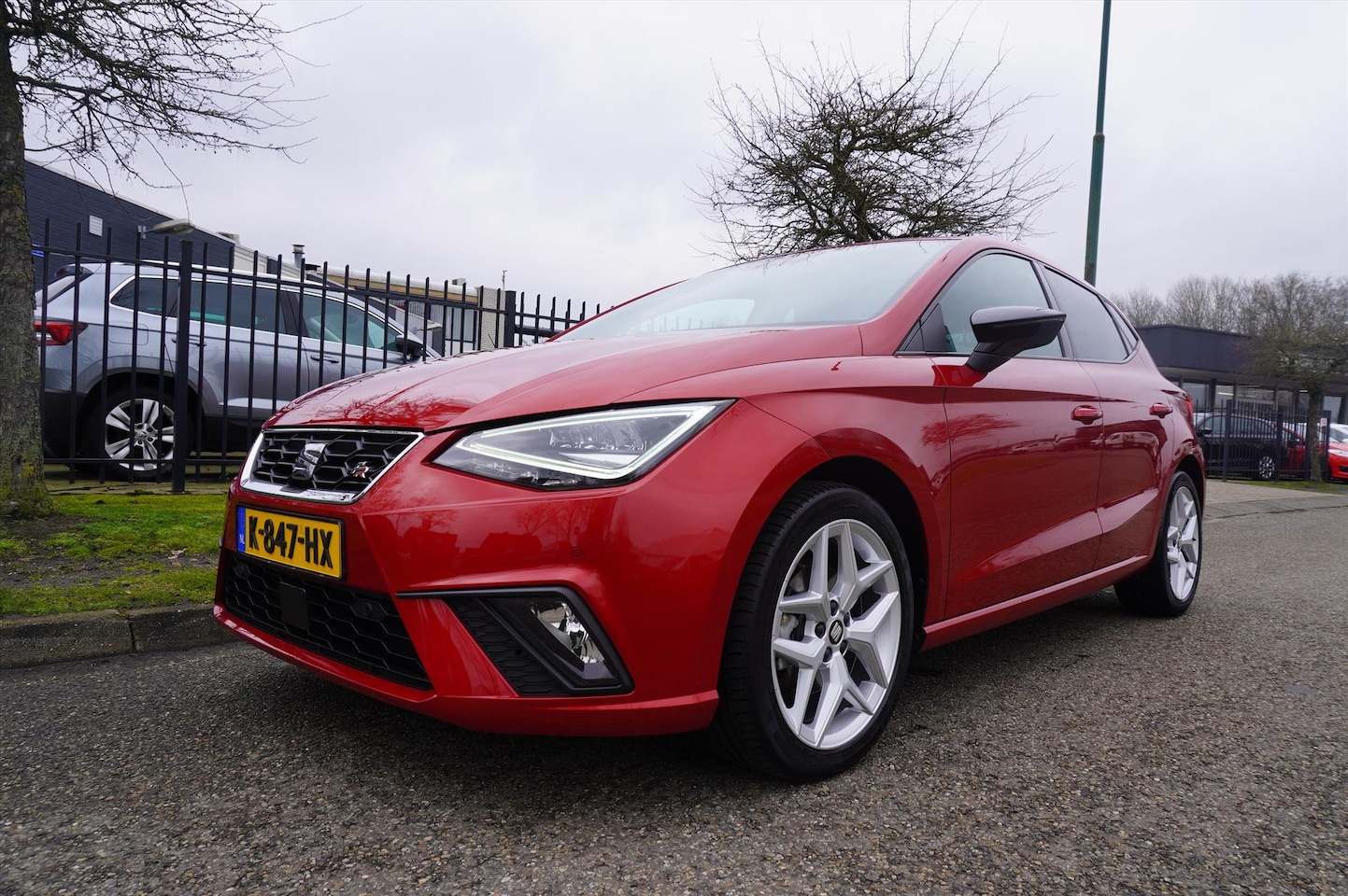 SEAT Ibiza - 1.0 TSI 110pk FR Business Intense Plus Multi Media - AutoWereld.nl