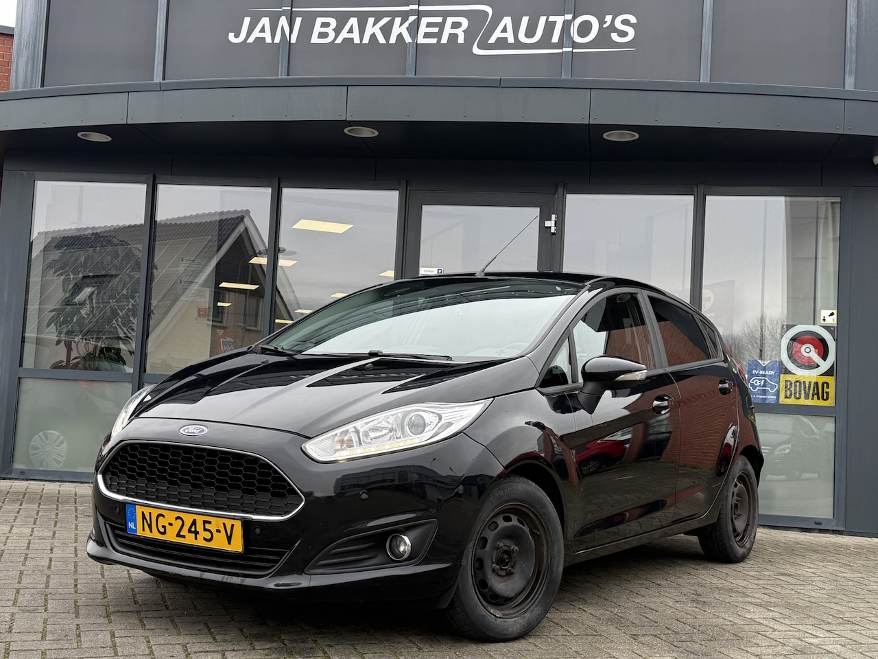 Ford Fiesta - 1.5 TDCi Style Ultimate Lease Edition Cruise  PDC  Navi  Bluetooth - AutoWereld.nl