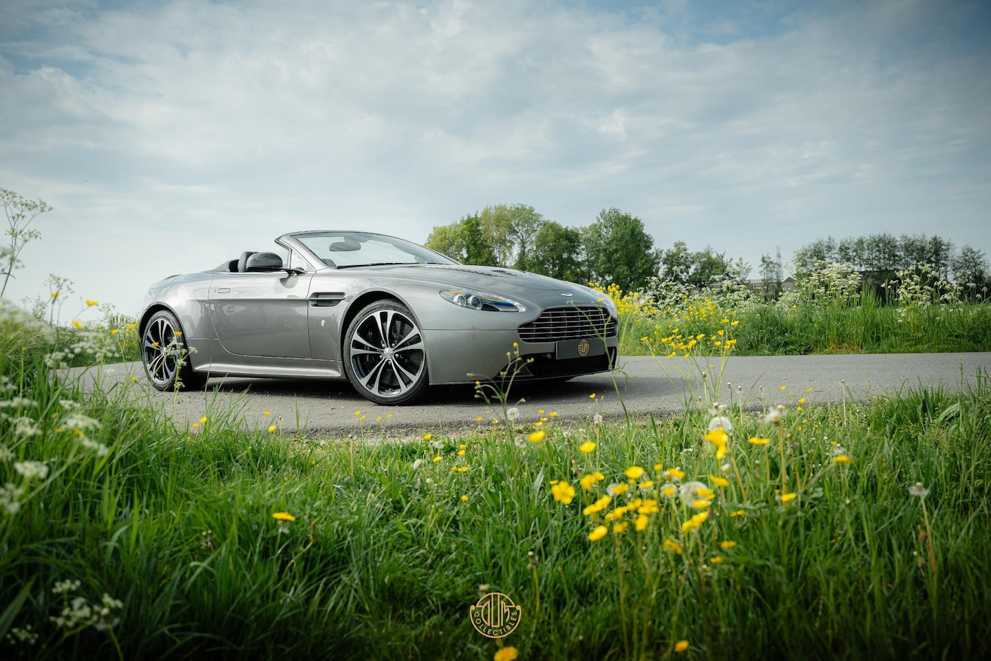 Aston Martin V12 Vantage Roadster - Manual 084/101 - AutoWereld.nl
