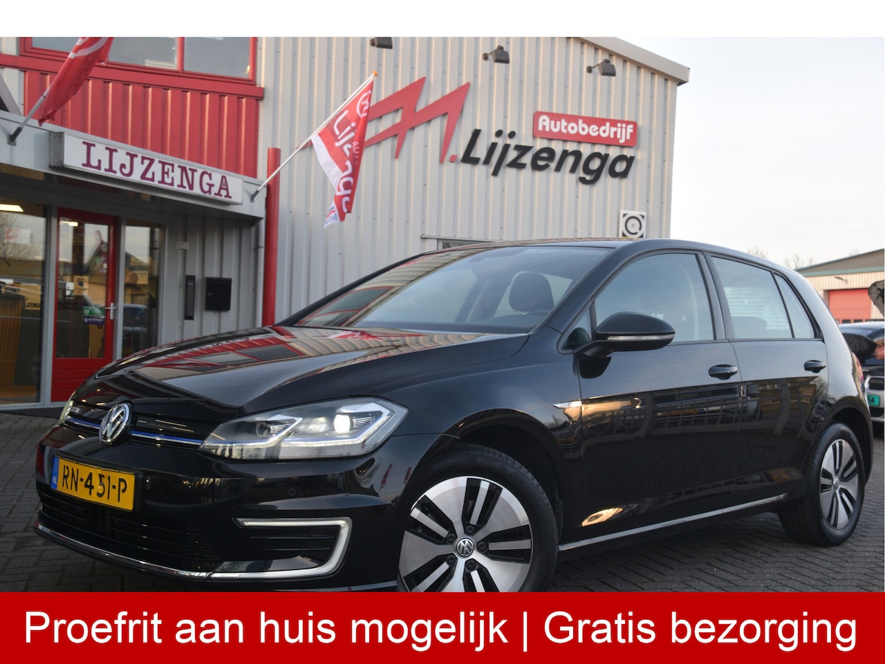 Volkswagen e-Golf - e-Golf Carplay | LED | Adap.cruise | Clima | Bluetooth | Warmtepomp - AutoWereld.nl