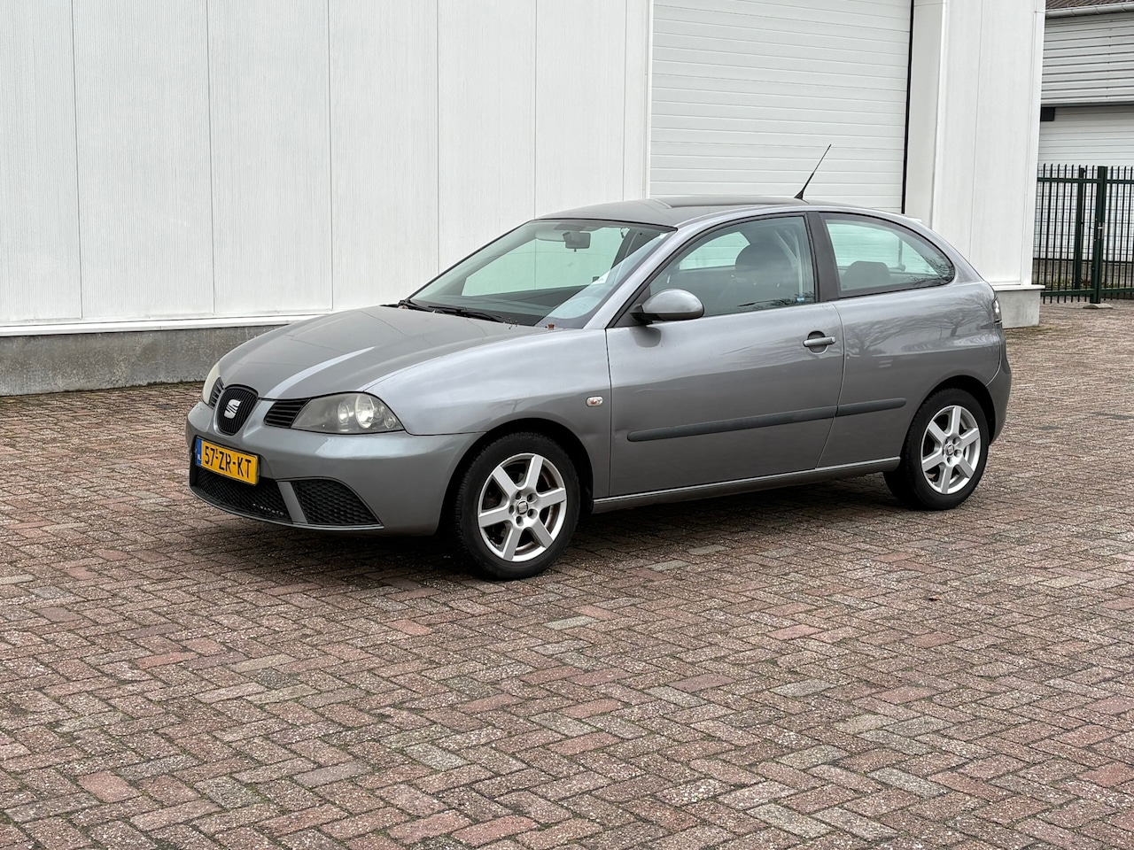 SEAT Ibiza - 1.4-16V Trendstyle 1.4-16V Trendstyle - AutoWereld.nl
