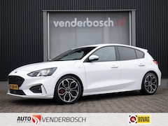 Ford Focus - 1.0 EcoBoost Hybrid ST Line X Business 125pk | LED | CarPlay | Camera