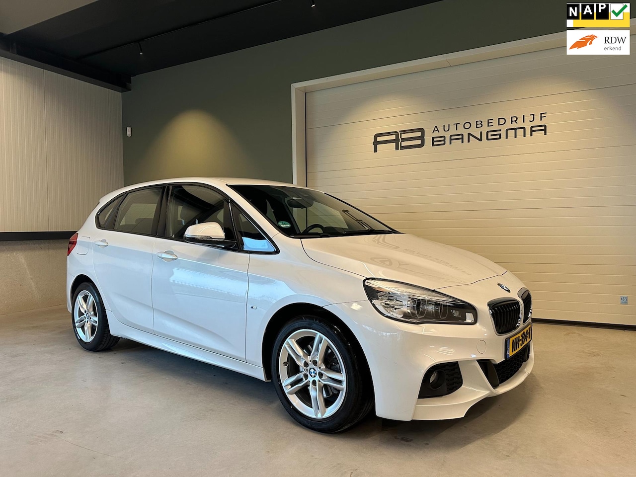 BMW 2-serie Active Tourer - 218i Centennial Executive /AUTOMAAT/M-SPORTPAKKET/CRUISE CONTROL/CLIMA AIRCO/BLUETOOTH/ALC - AutoWereld.nl