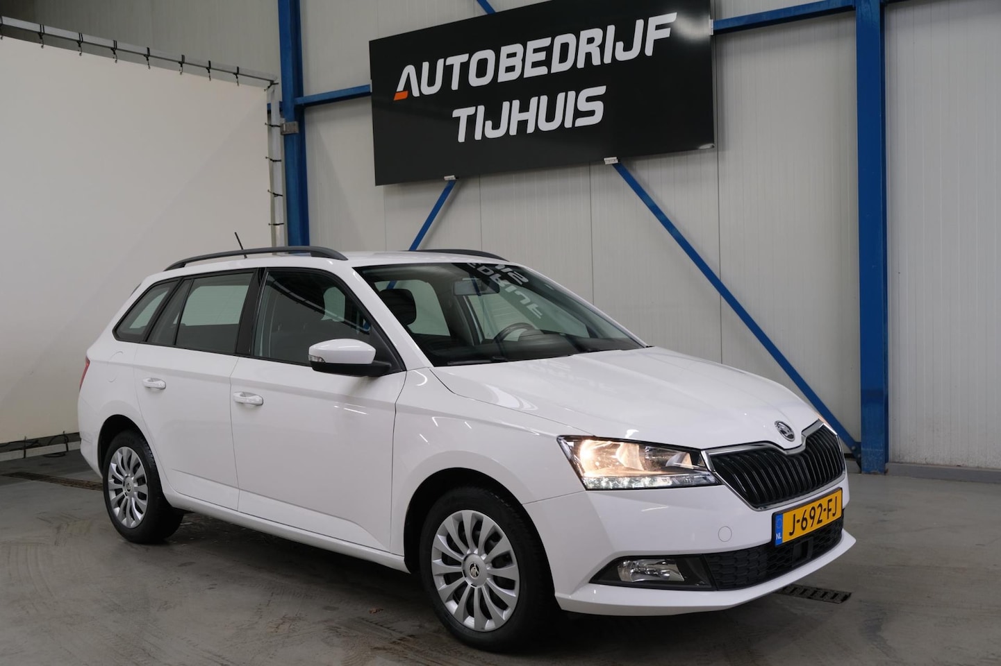 Skoda Fabia Combi - 1.0 TSI Ambition - N.A.P. Airco, Cruise, Navi, PDC, Carplay. - AutoWereld.nl