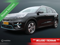 Kia e-Niro - ExecutiveLine 64 kWh, SOH 100 %, Leer, Trekhaak, Stoel-stuurverwarming, Cruise, Clima, Nav