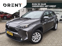 Toyota Yaris Cross - 1.5 Hybrid Active Plus | Sensoren V+A | Stoelverwarming | Parkee
