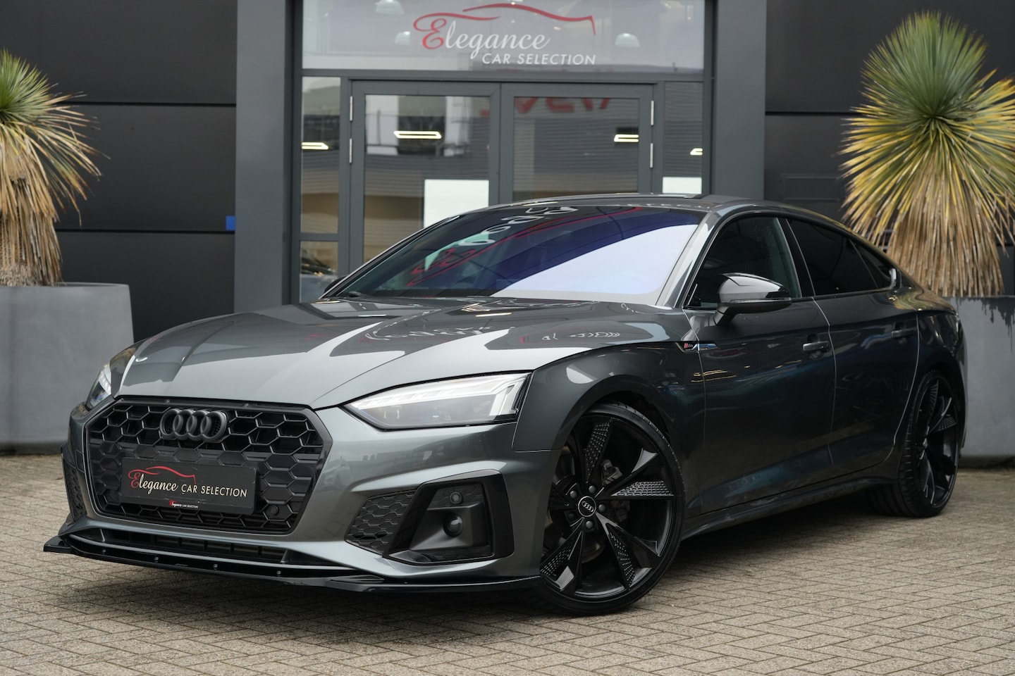Audi A5 Sportback - 35 TFSI S edition 150pk Stoelverwarming/Navigatie/Trekhaak - AutoWereld.nl